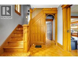 131 Talbot STREET West - 4