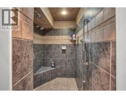 74 University DRIVE - 32