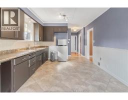 524 LACROIX STREET - 11