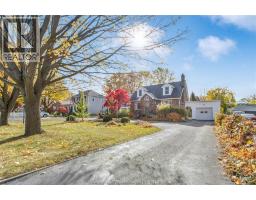 524 LACROIX STREET - 3