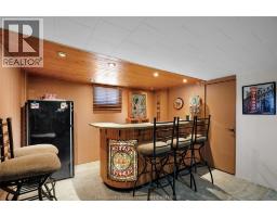 313 Thomas AVENUE - 31