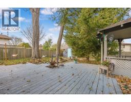 83 Pamela CRESCENT - 40