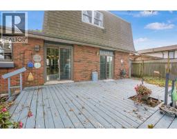 83 Pamela CRESCENT - 44