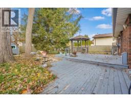 83 Pamela CRESCENT - 48