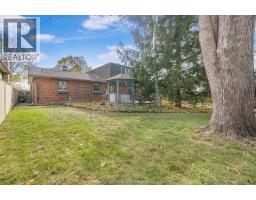 83 Pamela CRESCENT - 50