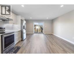 203 MOONSTONE CRESCENT - 14