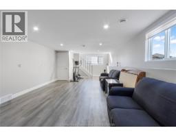 203 MOONSTONE CRESCENT - 25