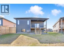 203 MOONSTONE CRESCENT - 37