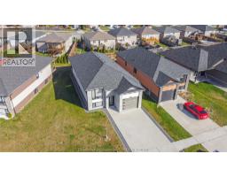 203 MOONSTONE CRESCENT - 42