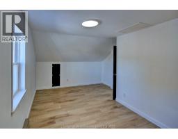 16 Cross STREET - 16