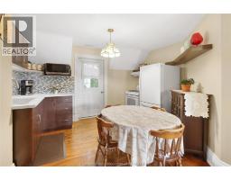 222 SELKIRK STREET - 12