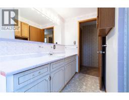 251 MERRITT AVENUE - 27