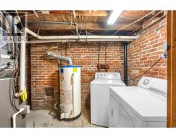 154 Grand AVENUE East - 36