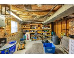 154 Grand AVENUE East - 38