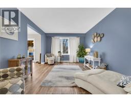 74 Bruinsma AVENUE - 18