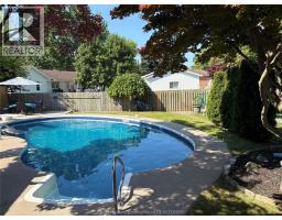 74 Bruinsma AVENUE - 44