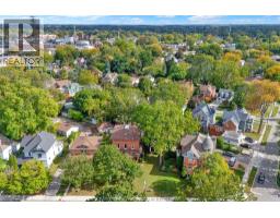 310, 312, 318 Wellington STREET West - 35