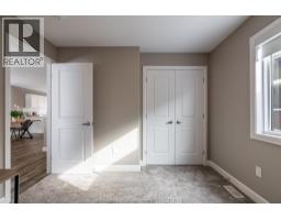 54 Moonstone CRESCENT - 14