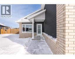 54 Moonstone CRESCENT - 3