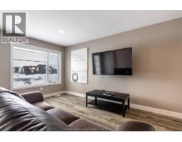 54 Moonstone CRESCENT - 5