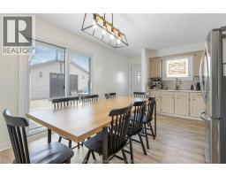 44 ROSSINI CRESCENT - 10