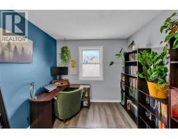 20 Phair CRESCENT - 25