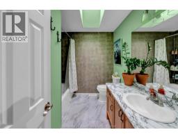 20 Phair CRESCENT - 30