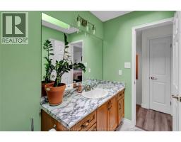 20 Phair CRESCENT - 32