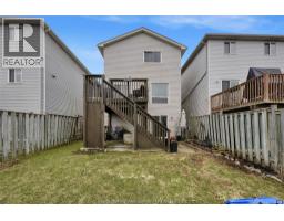 20 Phair CRESCENT - 43