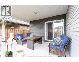 133 Moonstone CRESCENT - 45