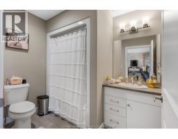 97 Moonstone CRESCENT - 11