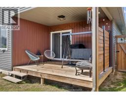 97 Moonstone CRESCENT - 3