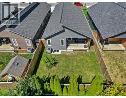 97 Moonstone CRESCENT - 5