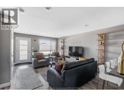 97 Moonstone CRESCENT - 9