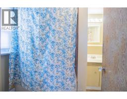 177 Woods STREET - 16