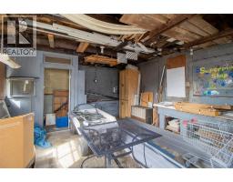 177 Woods STREET - 32