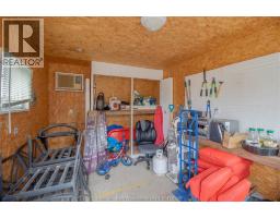 177 Woods STREET - 33