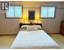 40 Thornhill CRESCENT - 25