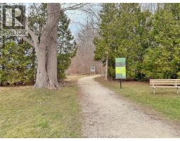 40 Thornhill CRESCENT - 4