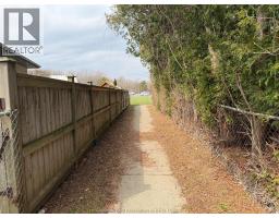 40 Thornhill CRESCENT - 45