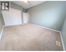 15 Oakgrove LANE - 16