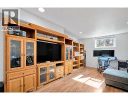 208 HUDSON DRIVE - 25