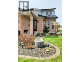 82 Harvest CRESCENT - 2