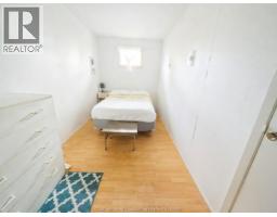 8611 - 8615 Furnival ROAD - 17