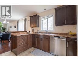 30 St Michael AVENUE - 13