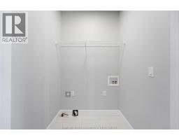 106 McKenzie COURT - 16