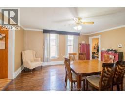 206 Adelaide STREET South - 11