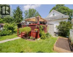 206 Adelaide STREET South - 26