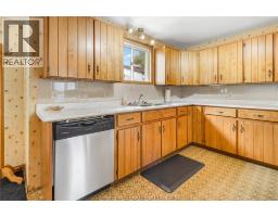 65 WILSON AVENUE - 15