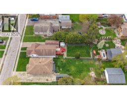 65 WILSON AVENUE - 43